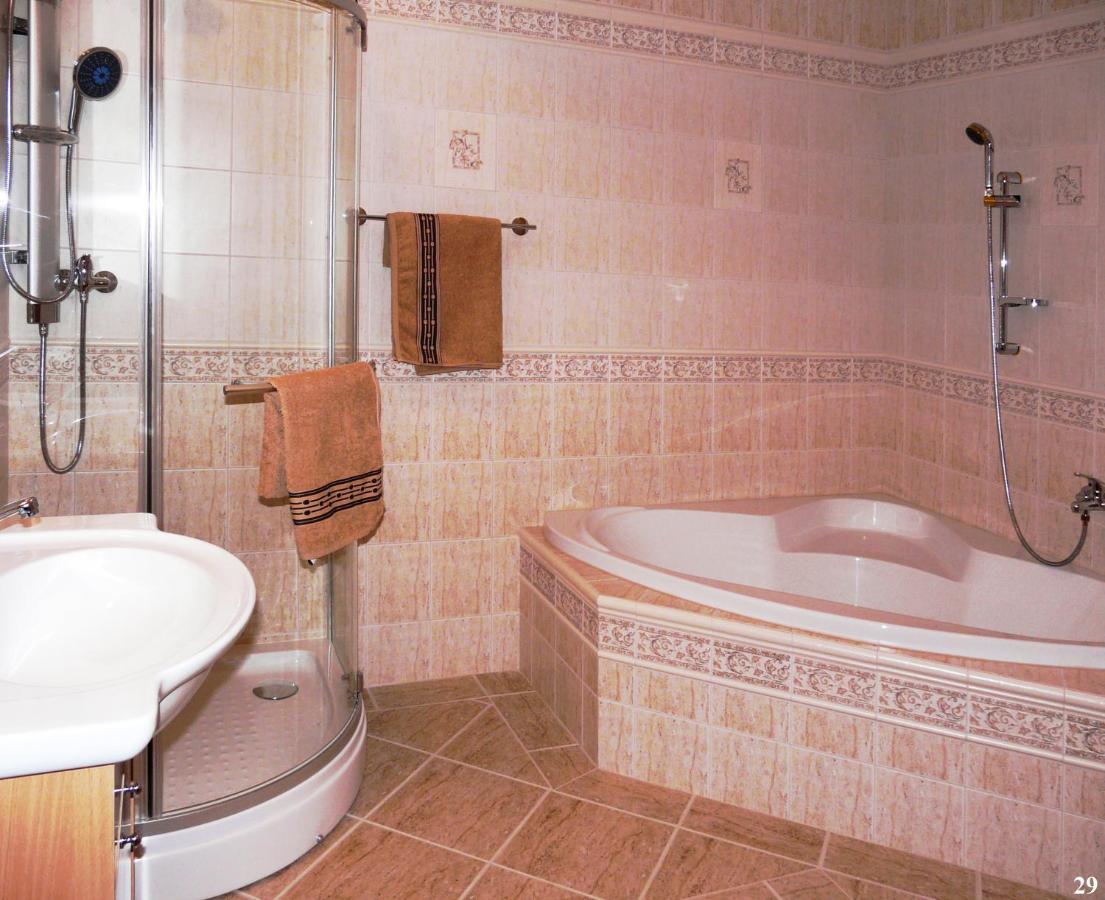 Resort Majak Horní Soběšovice Buitenkant foto